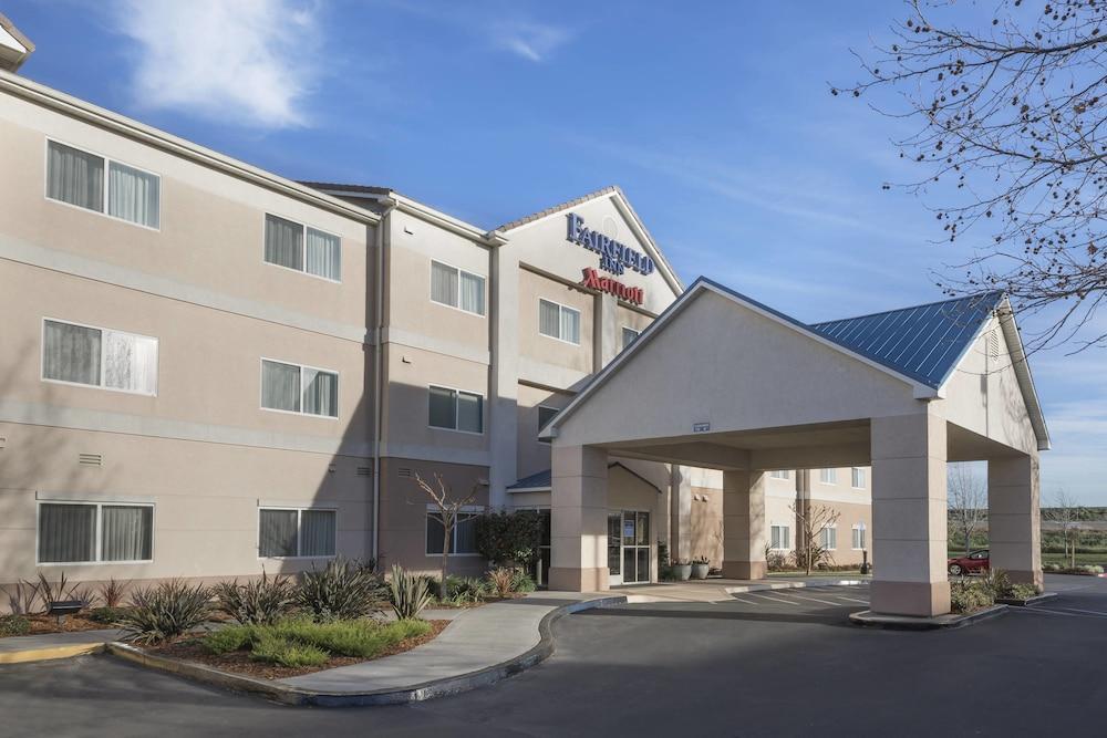 Fairfield Inn By Marriott Трейсі Екстер'єр фото