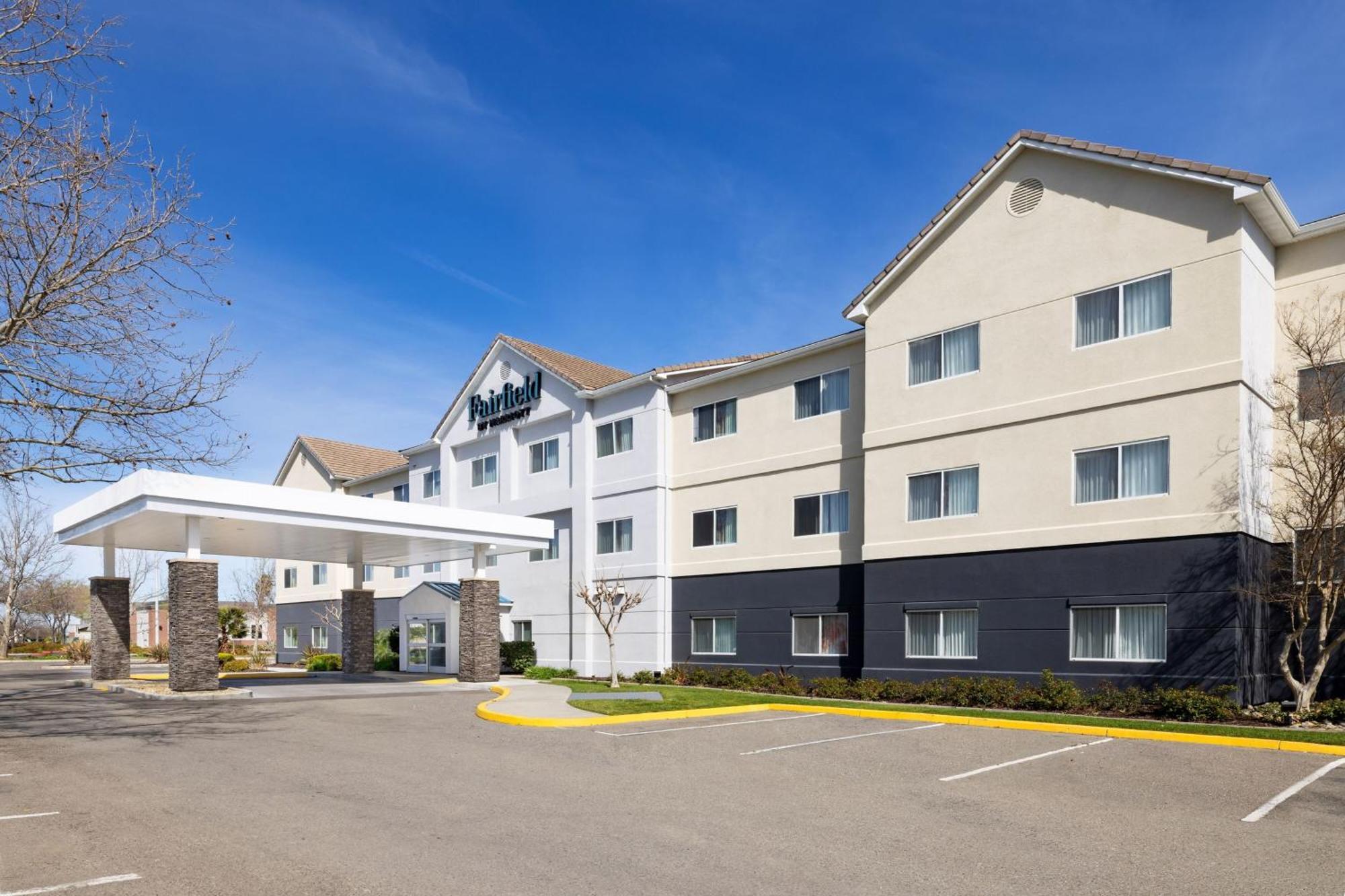 Fairfield Inn By Marriott Трейсі Екстер'єр фото