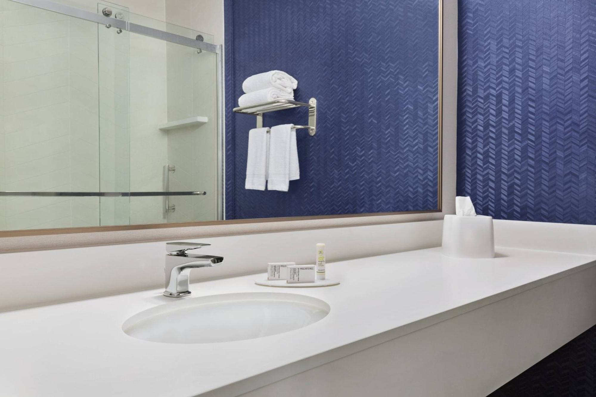 Fairfield Inn By Marriott Трейсі Екстер'єр фото