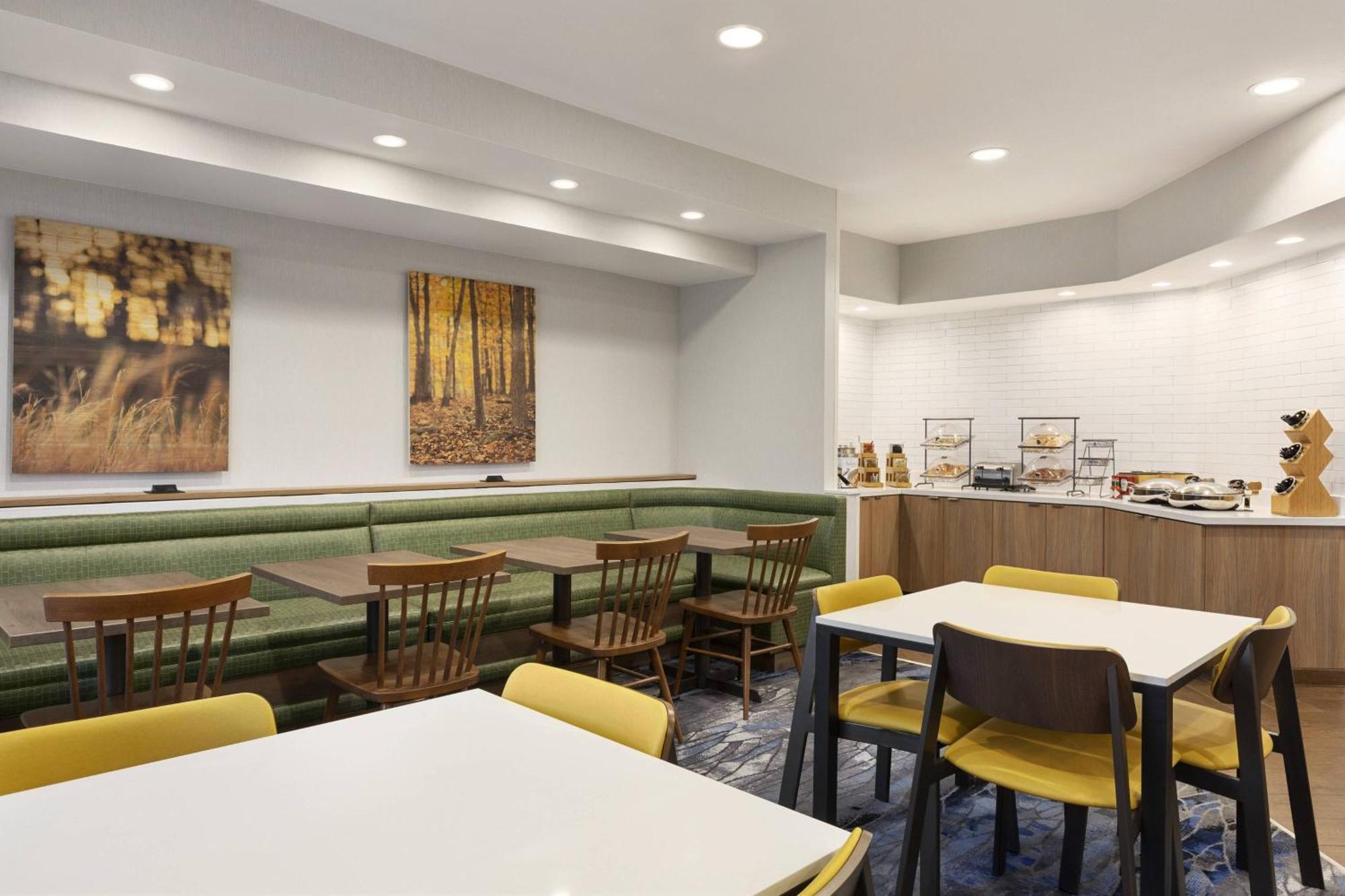 Fairfield Inn By Marriott Трейсі Екстер'єр фото