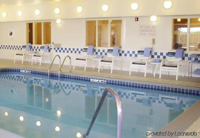 Fairfield Inn By Marriott Трейсі Екстер'єр фото